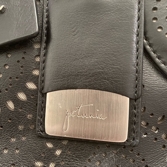 NWOT Petunia BLK Leather Tote, Spring Sale - Picture 3 of 9